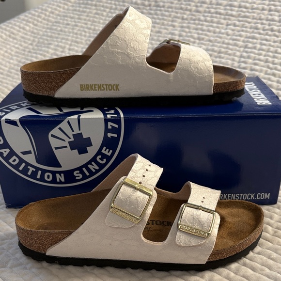 Birkenstock Arizona Sandal in Eggshell Leopard Print - Picture 2 of 10